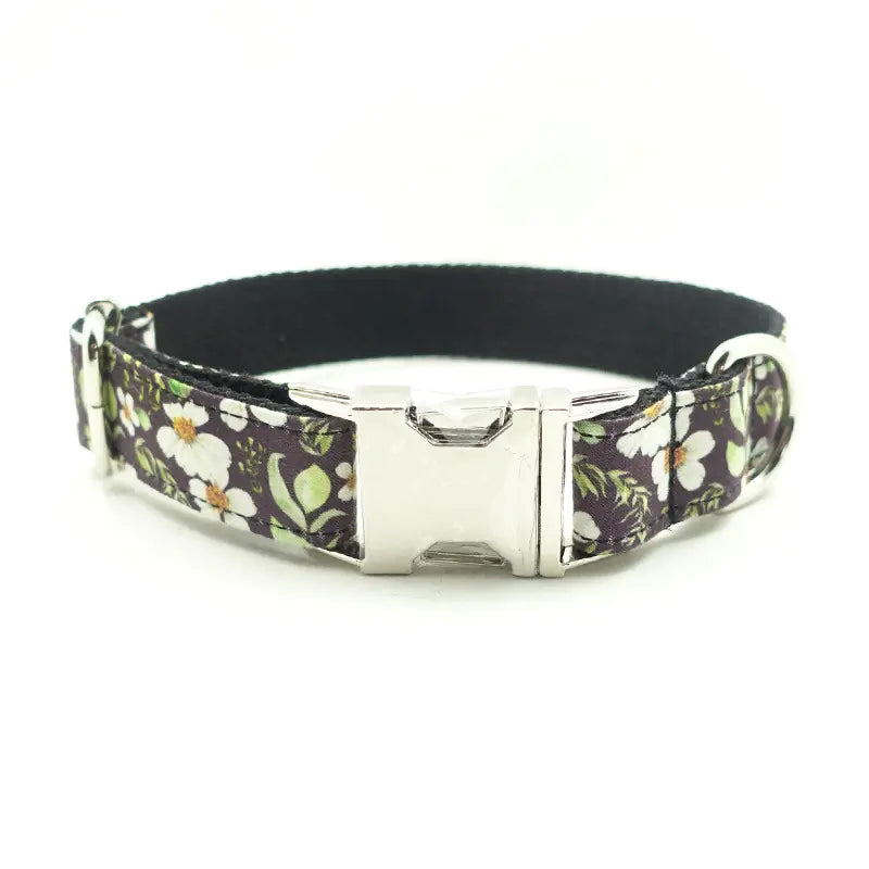 Black Chrysanthemum Metal Buckle Dog Collar