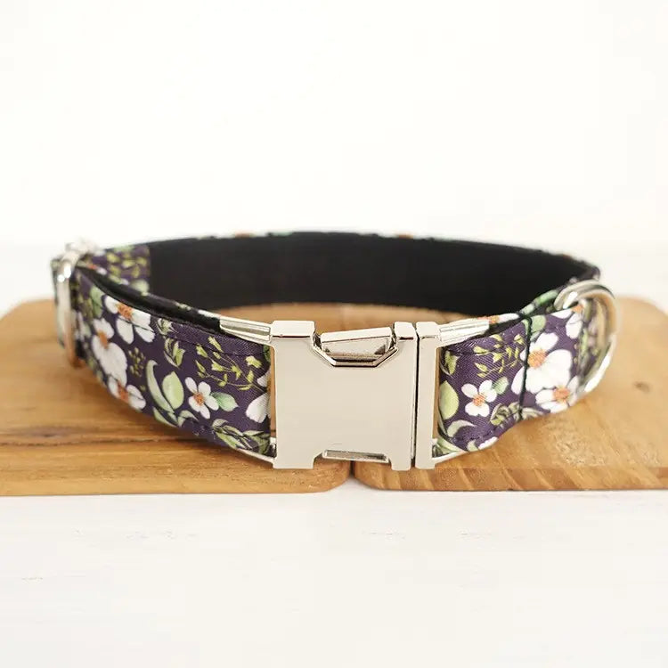Black Chrysanthemum Metal Buckle Dog Collar